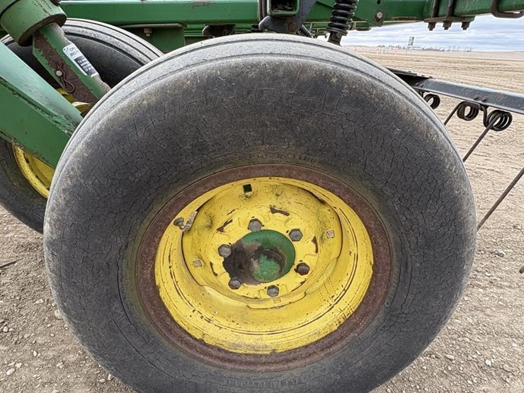 john-deere-1060-image-9