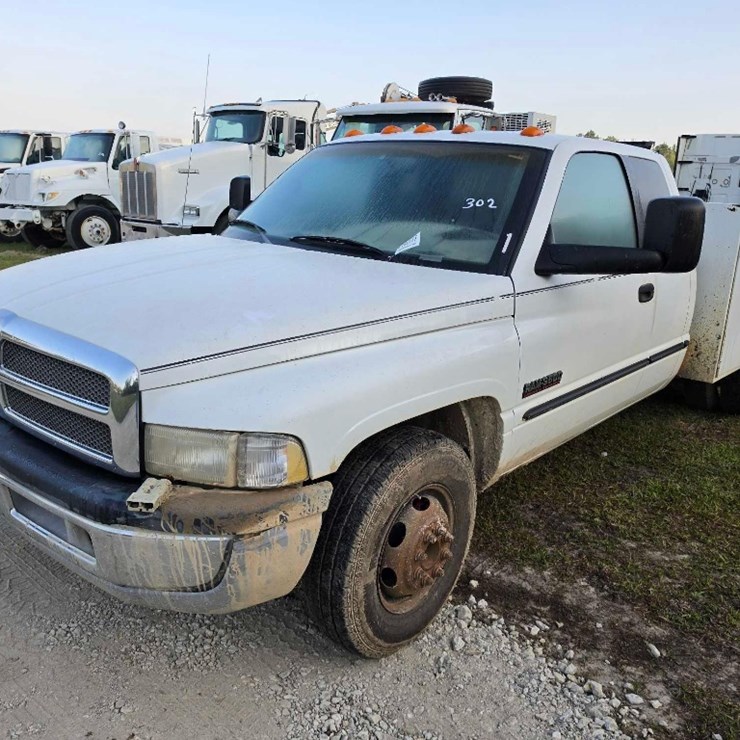 1999 DODGE RAM 3500