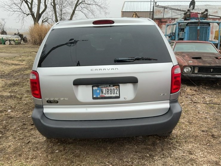 2003-dodge-caravan-se-image-4