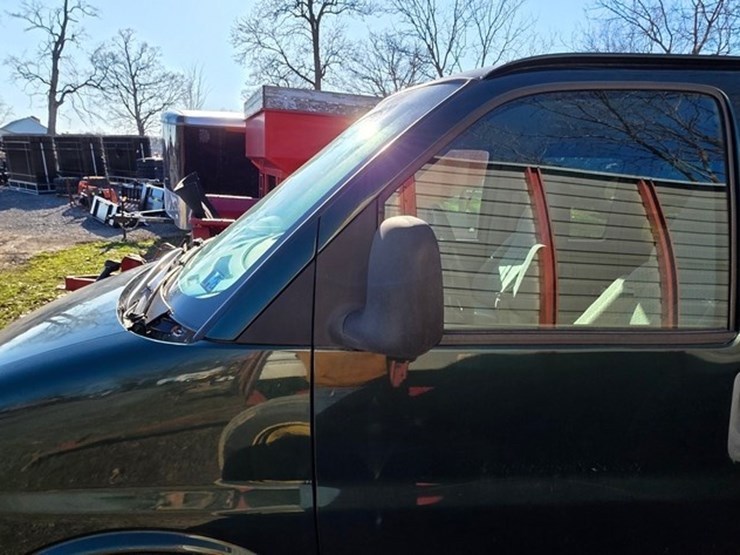 2000-chevrolet-3500-image-7