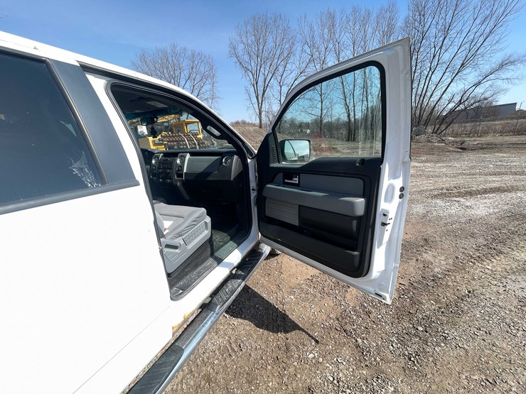 #5671-•-2012-f150-xlt-4x4-crew-cab-(has-wi-title)-image-52