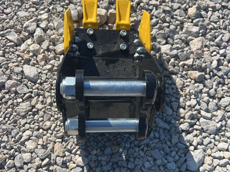 sdlanch-mini-excavator-bucket-image-2