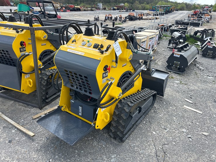 #10-•-2026-ats-t460-mini-skid-steer-loader-image-4