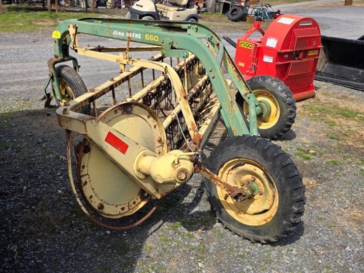 john-deere-dolly-wheel-rake-image-3