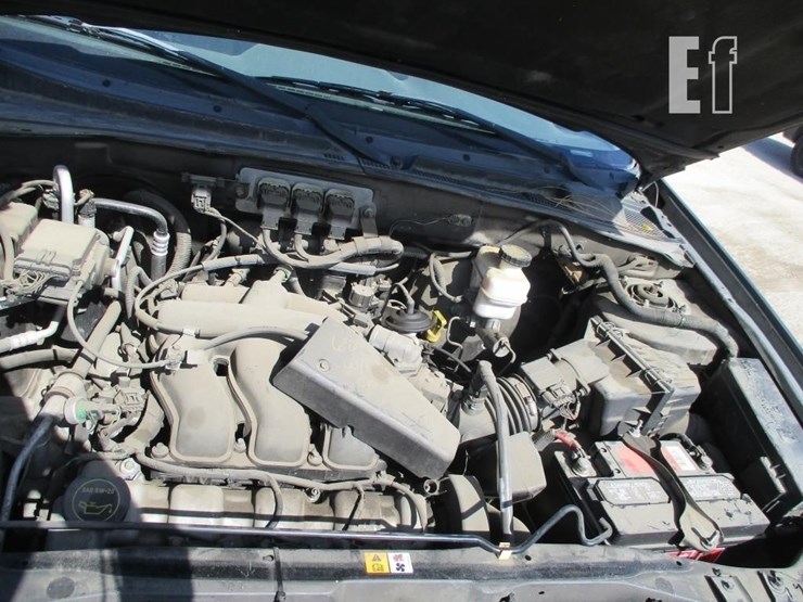 2005-ford-escape-xlt-image-5