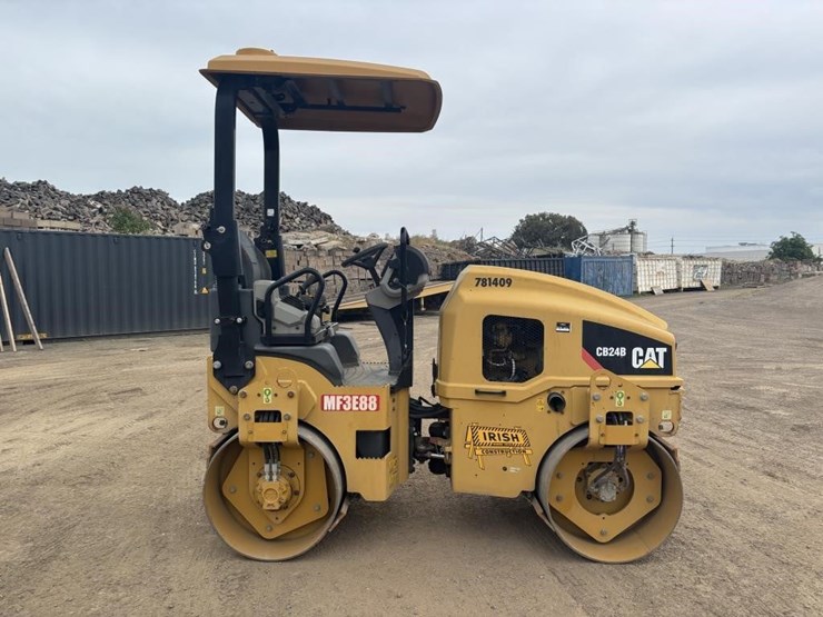 2002-caterpillar-cb24b-image-7