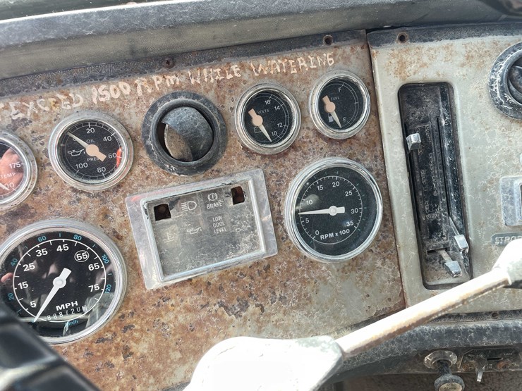 1987-ford-ltl9000-image-64