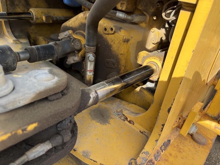 2008-deere-624j-image-24