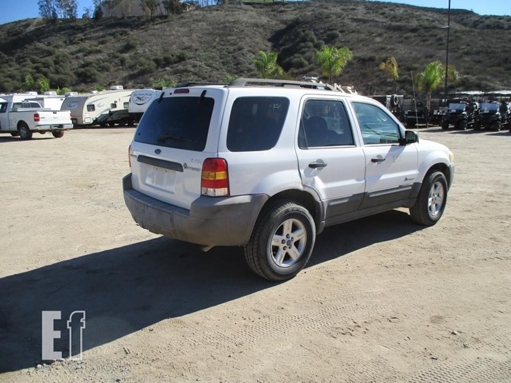 2007-ford-escape-hybrid-image-3