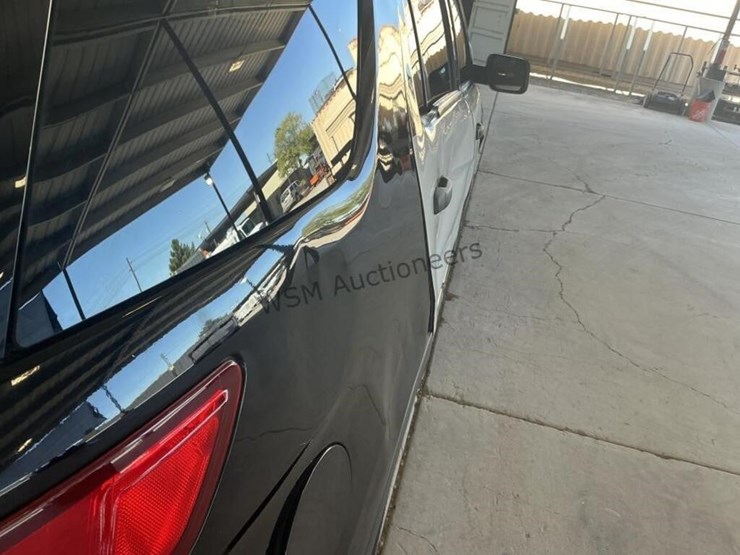 2014-ford-explorer-image-11