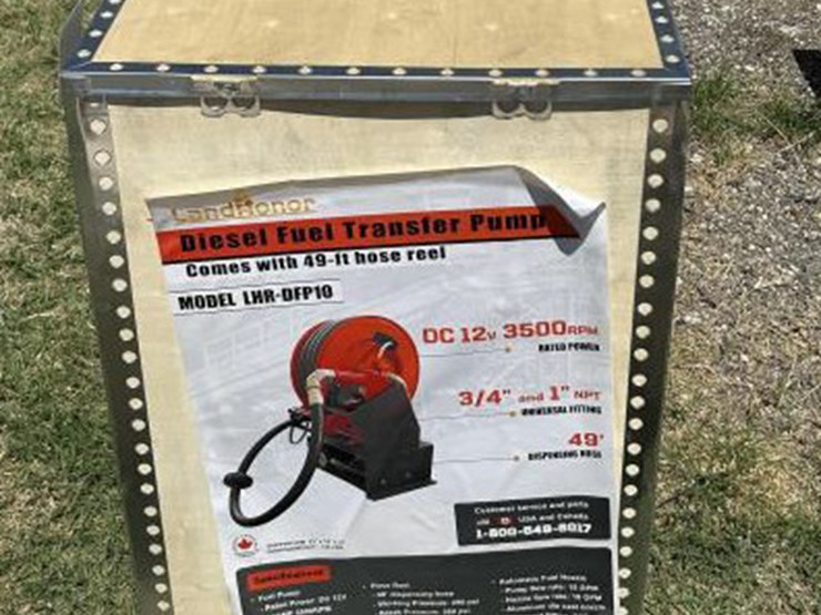 #131-•-diesel-transfer-pump-w/-49'-hose-reel-image-2