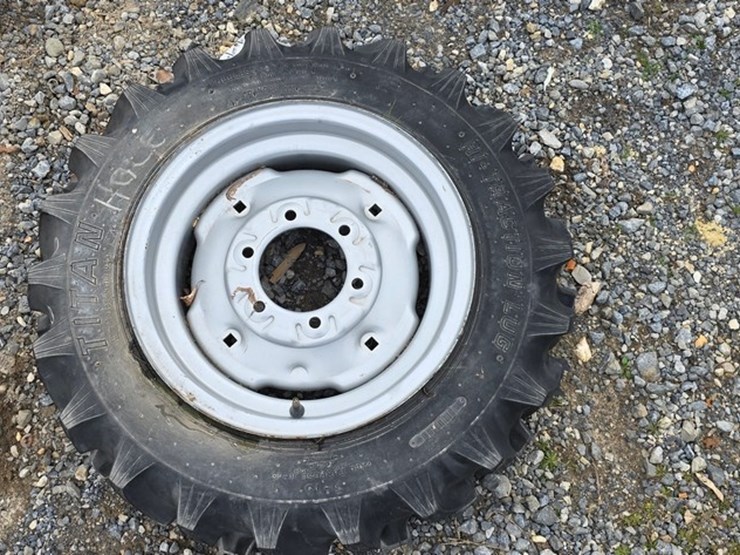 new-1-titan-7-16-tire-&-rim-image-4