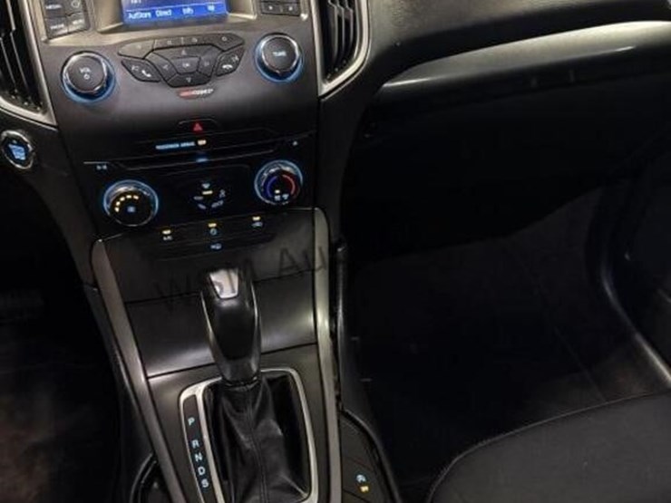 2018-ford-edge-se-image-20