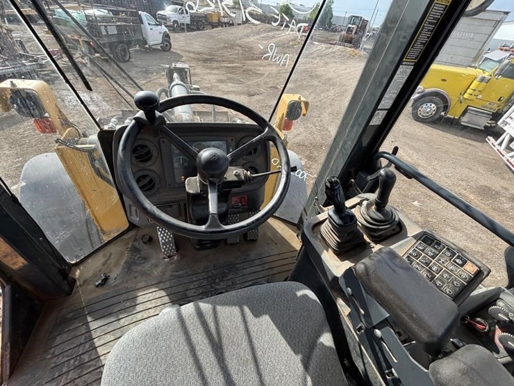 2008-deere-624j-image-31