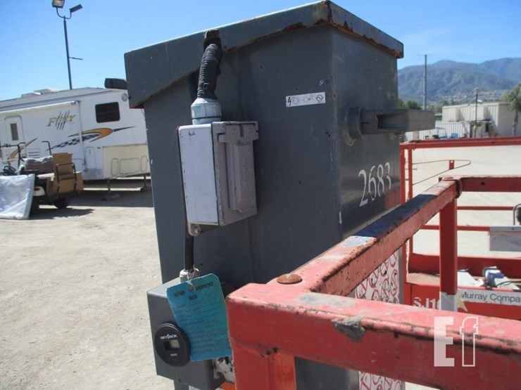 2017-skyjack-sj16-image-8