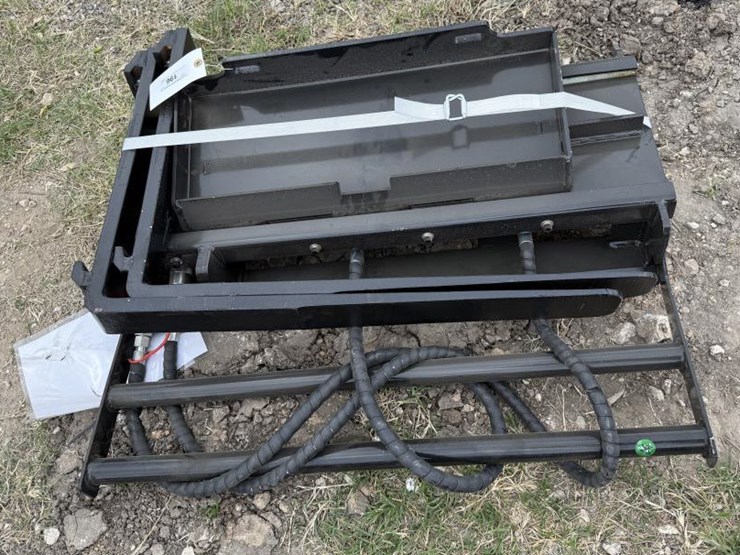 #196-•-mini-skid-steer-hydraulic-side-shift-forks-image-2