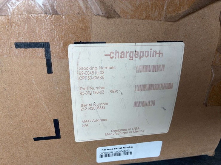 chargepoint-electric-vehicle-charging-station-in-original-box-image-4