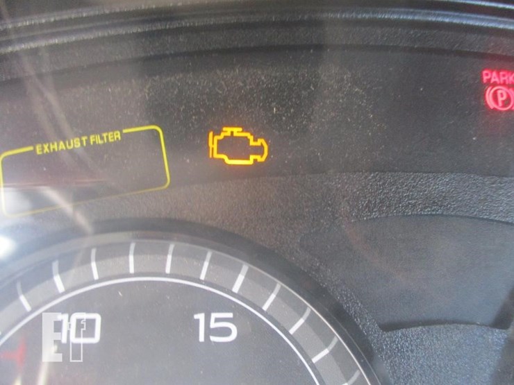 2017-international-prostar-image-13