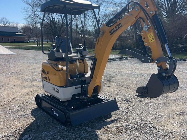 2026-sdlanch-sdle20-mini-excavator-image-3