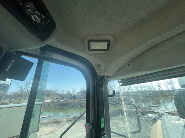 caterpillar-982m-image-73