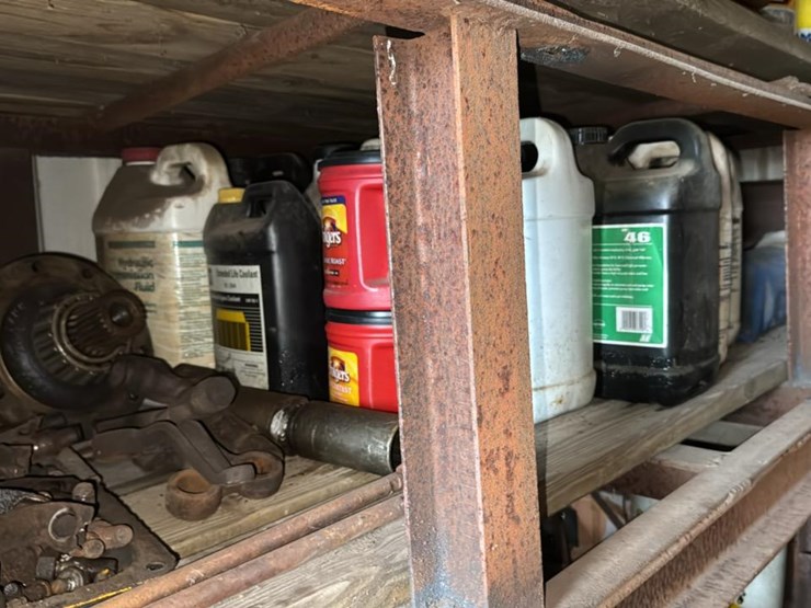 #258-•-parts-room-image-11