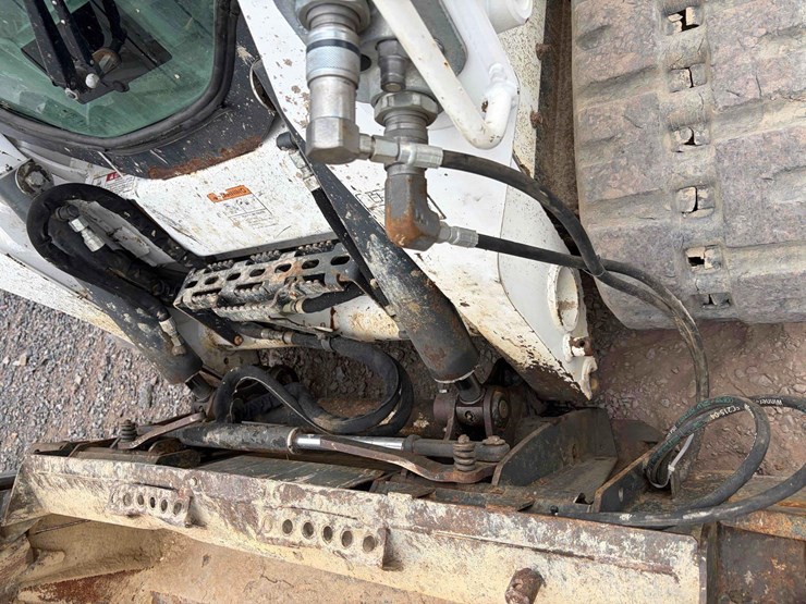 2018-bobcat-t595-image-10