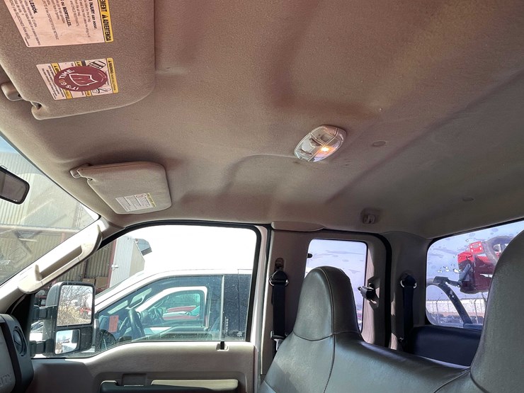 #5672-•-2010-f250-4x4-extended-cab-(has-wi-title)-image-49