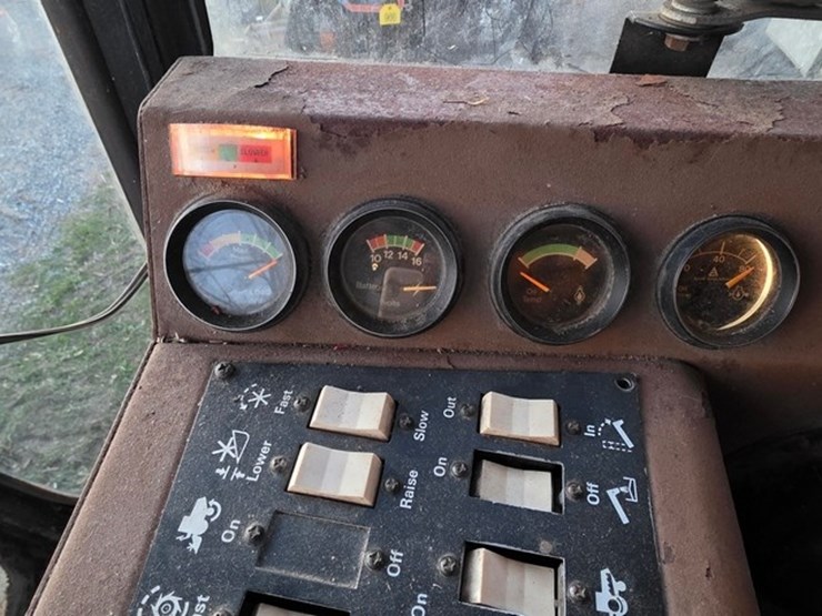 gleaner-r40-image-60