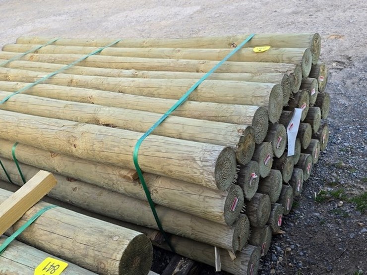 new-32-5x8-treated-fence-posts-image-3