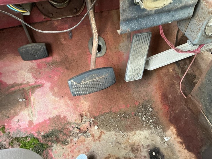 1976-ford-f350-image-33