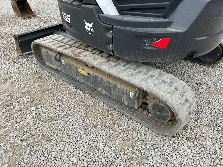 2023-bobcat-e35i-image-16