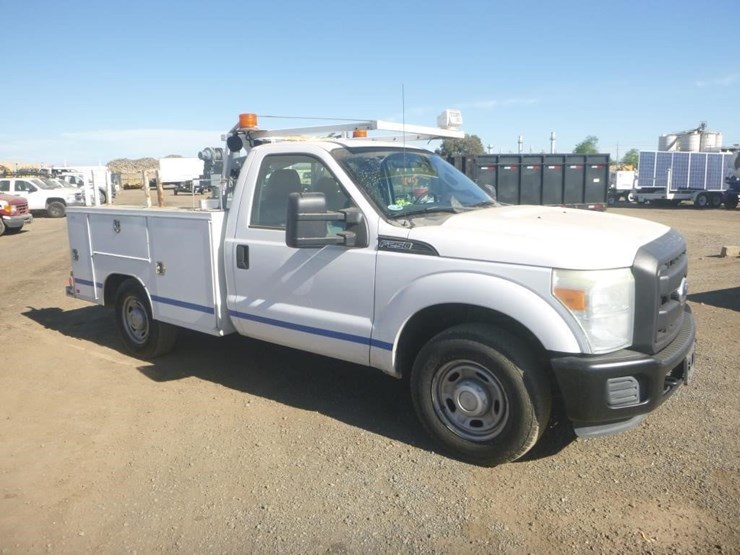 2011-ford-f250-image-2