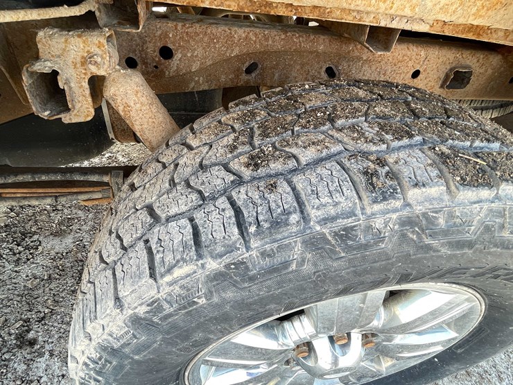 #5671-•-2012-f150-xlt-4x4-crew-cab-(has-wi-title)-image-12