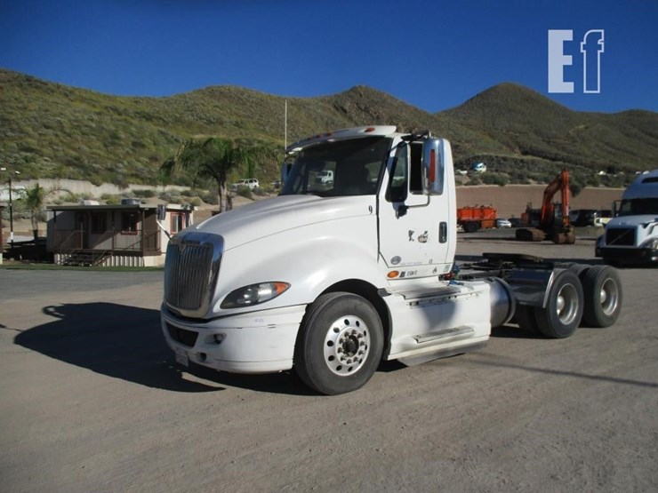 2017-international-prostar-image-1