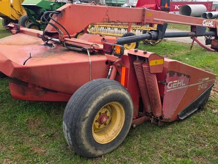 gehl-2412-image-4