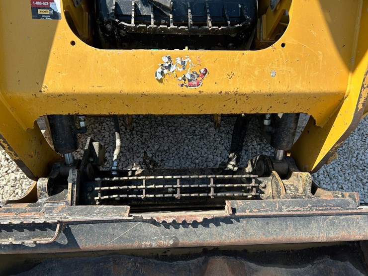 caterpillar-259d3-image-10