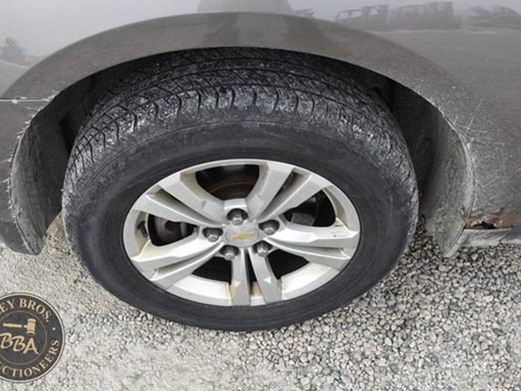 2010-chevrolet-equinox-ls-image-16