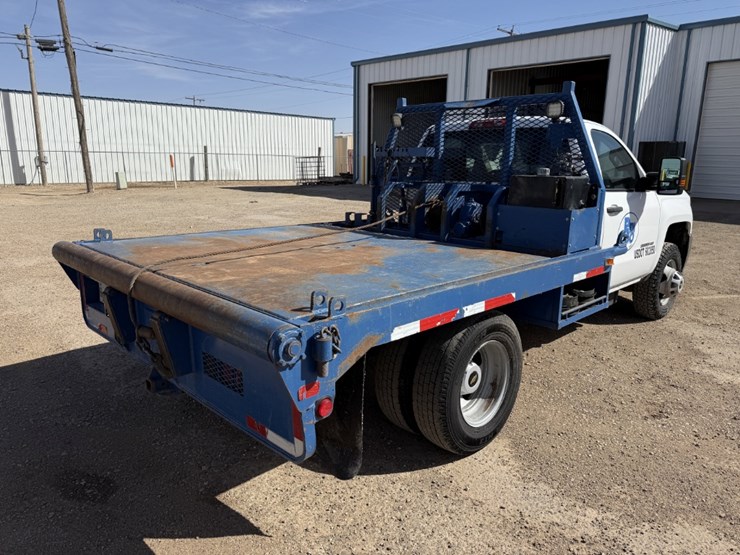 2016-chevrolet-silverado-3500hd-image-5