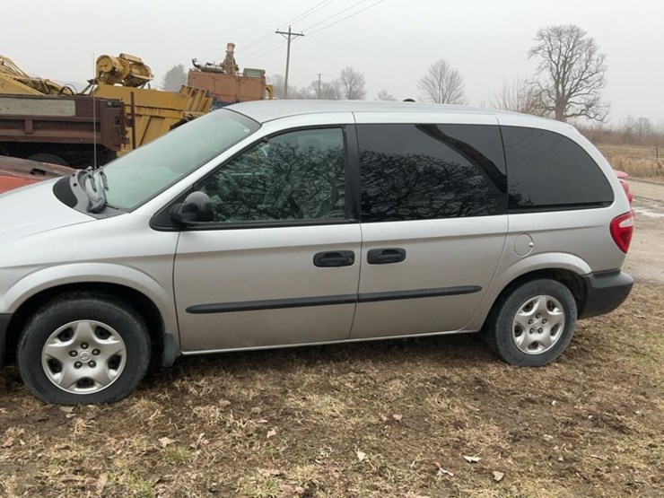 2003-dodge-caravan-se-image-2