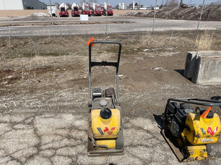 #5688-•-wacker-vp1340-plate-compactor-image-2