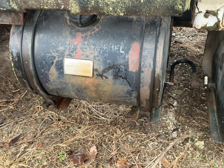 #301-•-1980-ford-k604-flatbed-truck-image-45