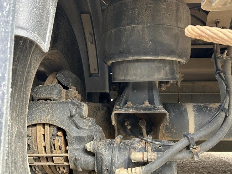 2025-wilson-grain-trailer-image-36