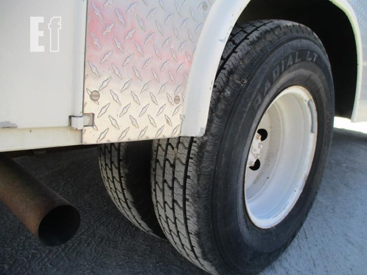 1992-ford-e350-image-25