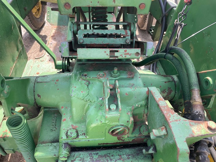 1961-john-deere-2010-image-41