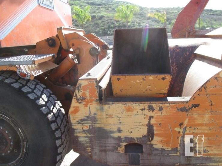 1992-caterpillar-c13-image-28