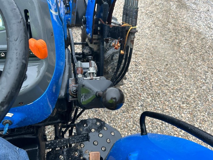 2016-new-holland-workmaster-70-image-23