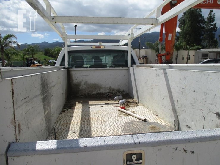 2014-ford-f350-image-16