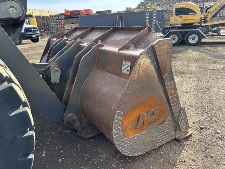 2008-deere-624j-image-12