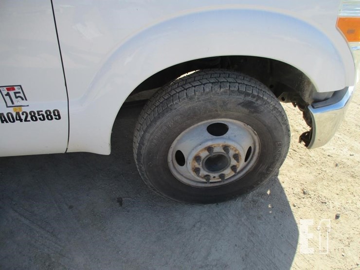 2015-ford-f350-image-17