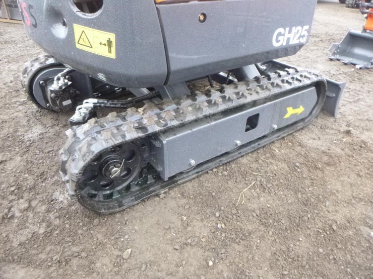 aboss-gh25-hydraulic-excavator-image-27